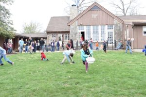 Children hunting for Easter Eggs at the Lodge at Pennyrile Forest State Resort Park