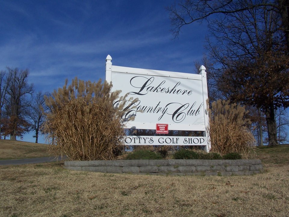 Lakeshore Country Club in Madisonville, KY